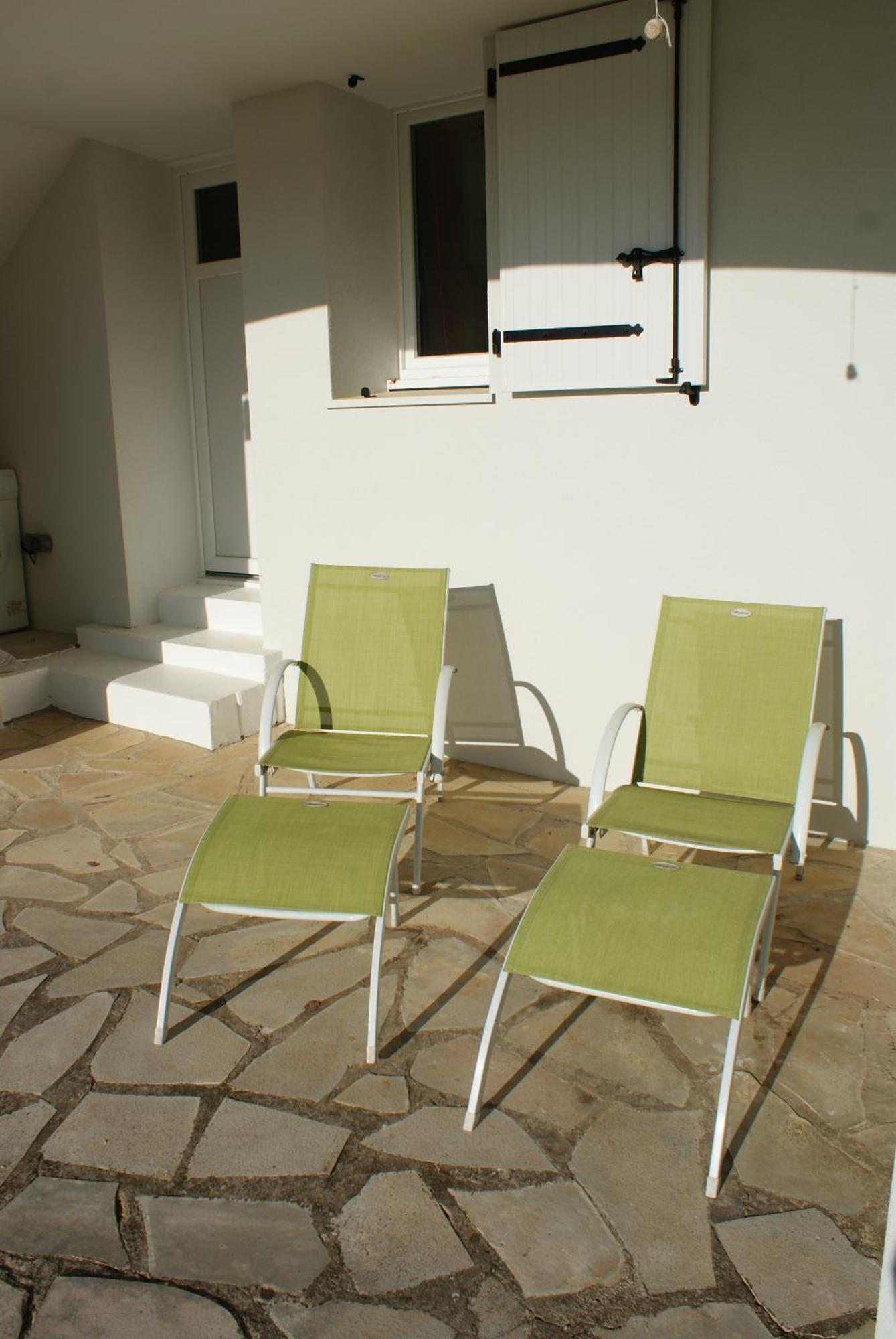 2 Pieces Sur Jardin En Pic Saint-loup